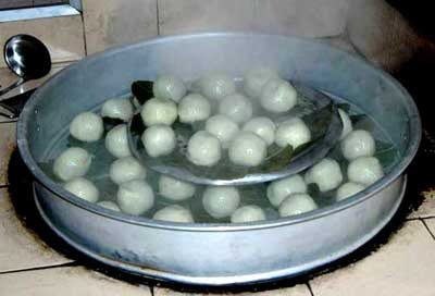 福州特制的“菠菠粿” 福州特制的“菠菠粿”